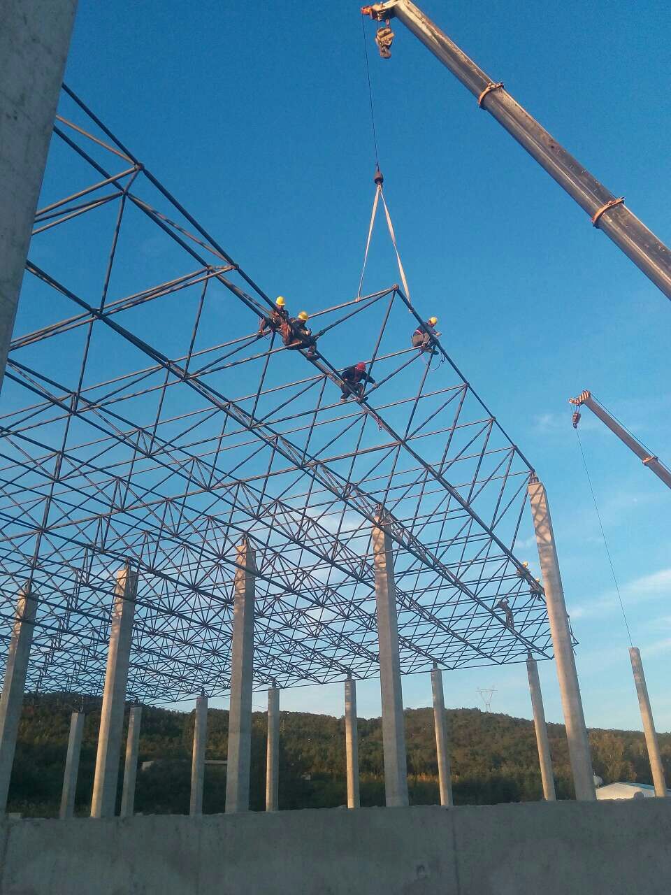 玉门汪清物流园网架